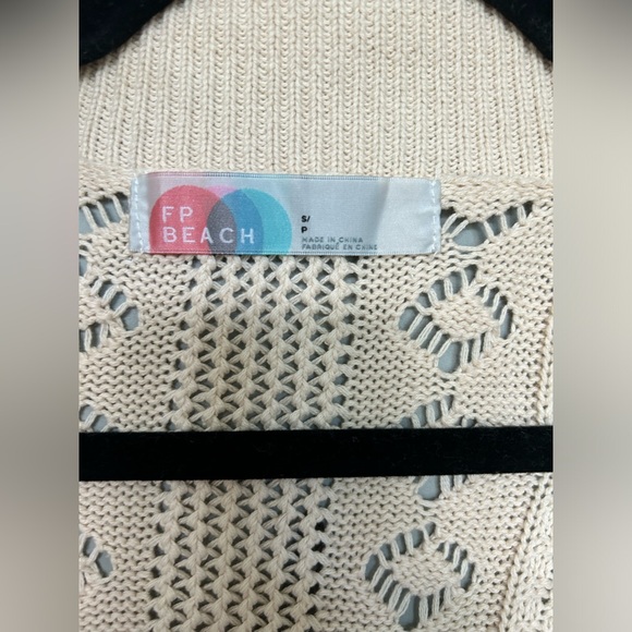 Free People Beach Set (small) - Picture 8 of 9